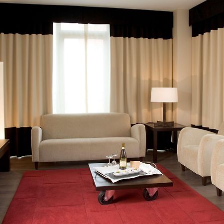 Nh Valladolid Balago Exterior photo