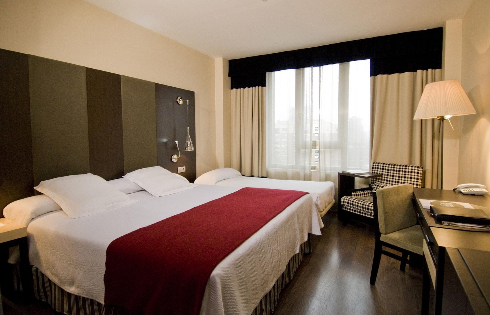 Nh Valladolid Balago Exterior photo