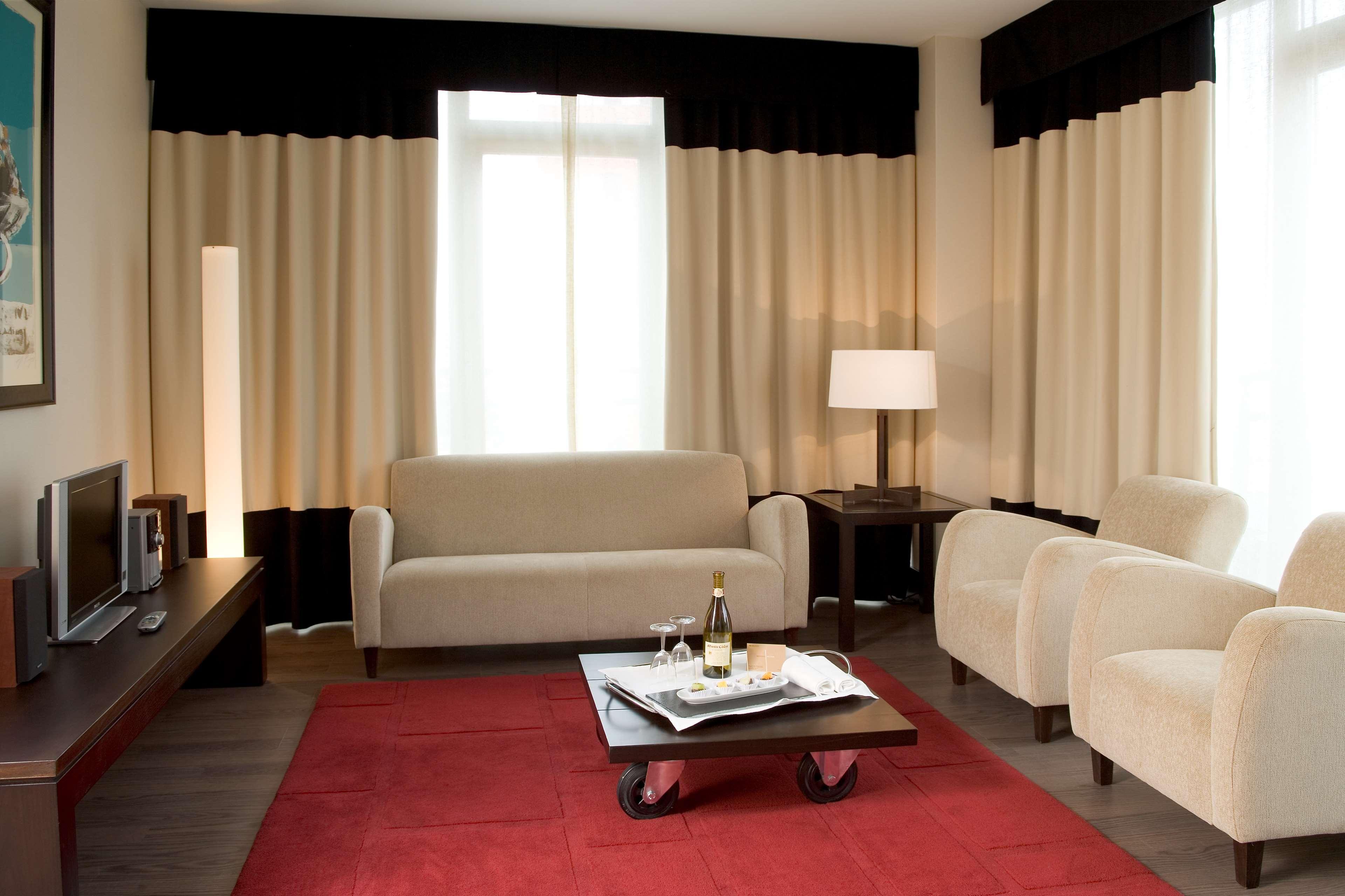 Nh Valladolid Balago Exterior photo