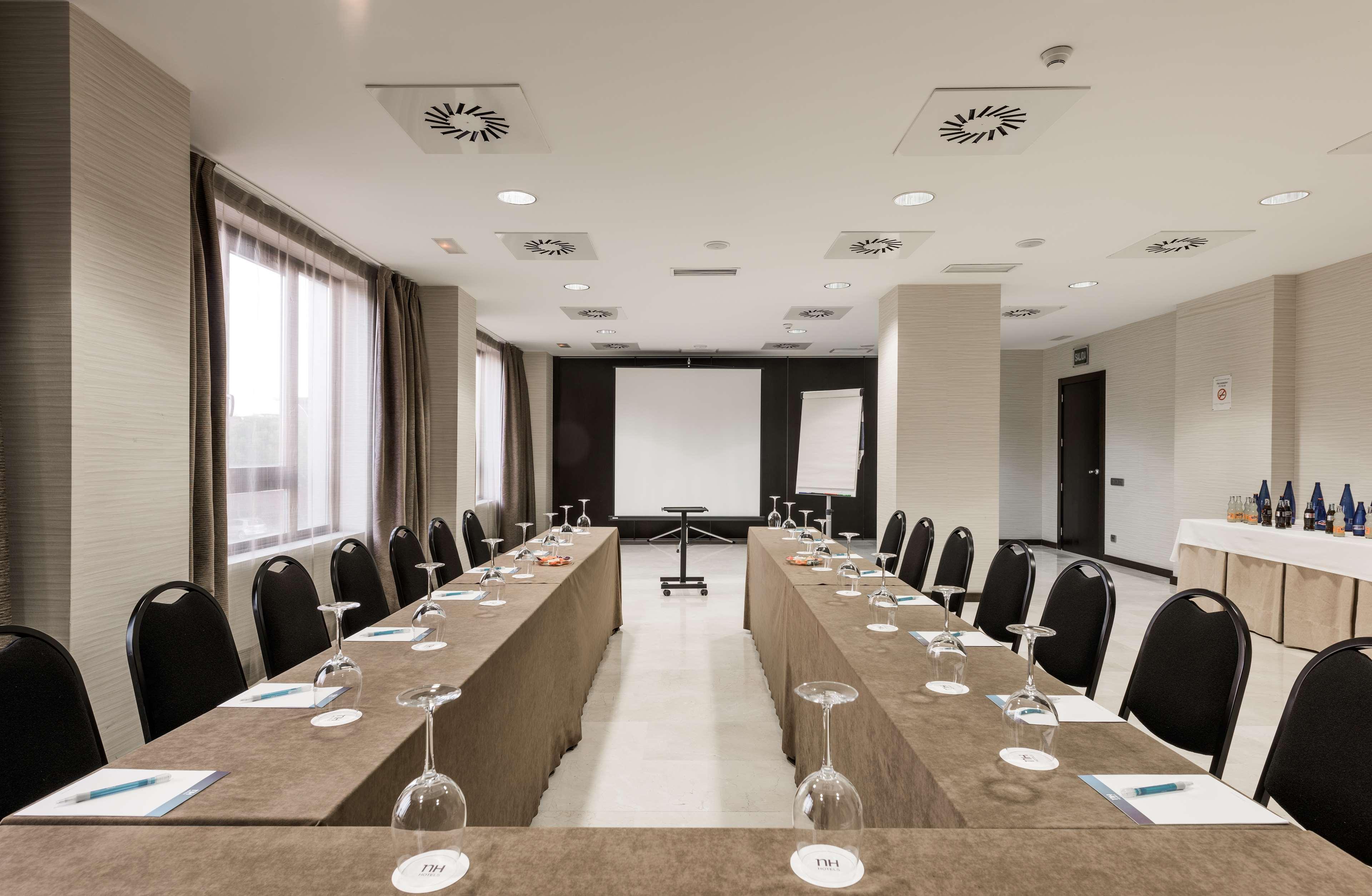 Nh Valladolid Balago Exterior photo